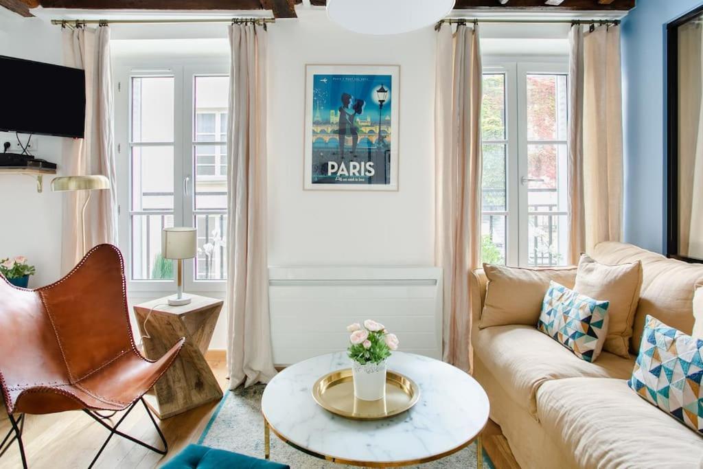 Marais2 Place Des Vosges Peaceful Air-conditioned Appartement Parijs