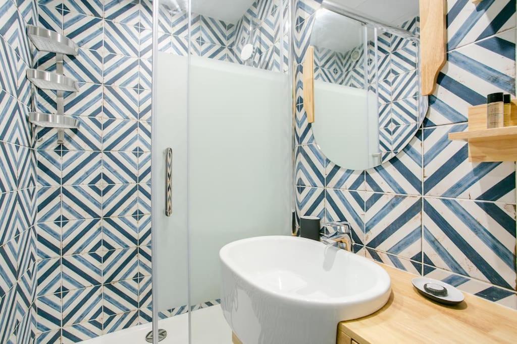 Marais2 Place Des Vosges Peaceful Air-conditioned Apartment *